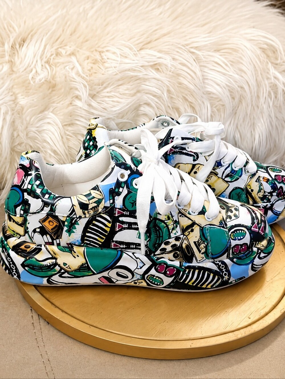 NEW Lightweight White & Green Graphic Chunky Platform Lace-Up Sneakers Size 7.5